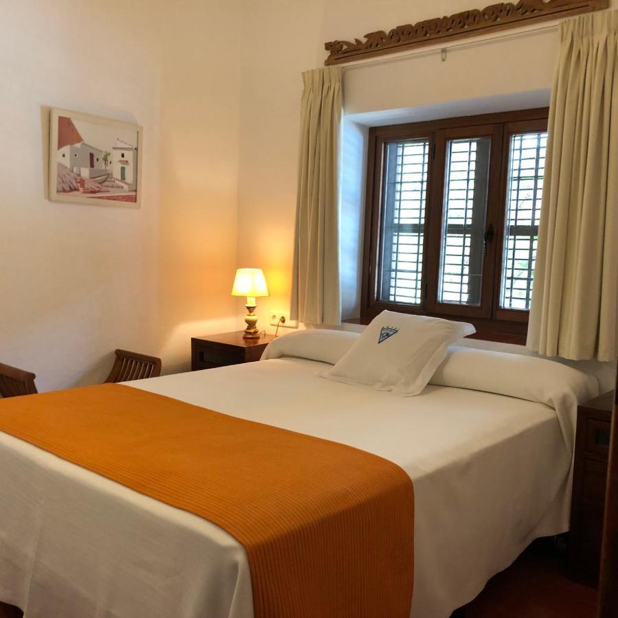 Chalet Torralba - Villa At Hotel Osiris سان أنطونيو المظهر الخارجي الصورة