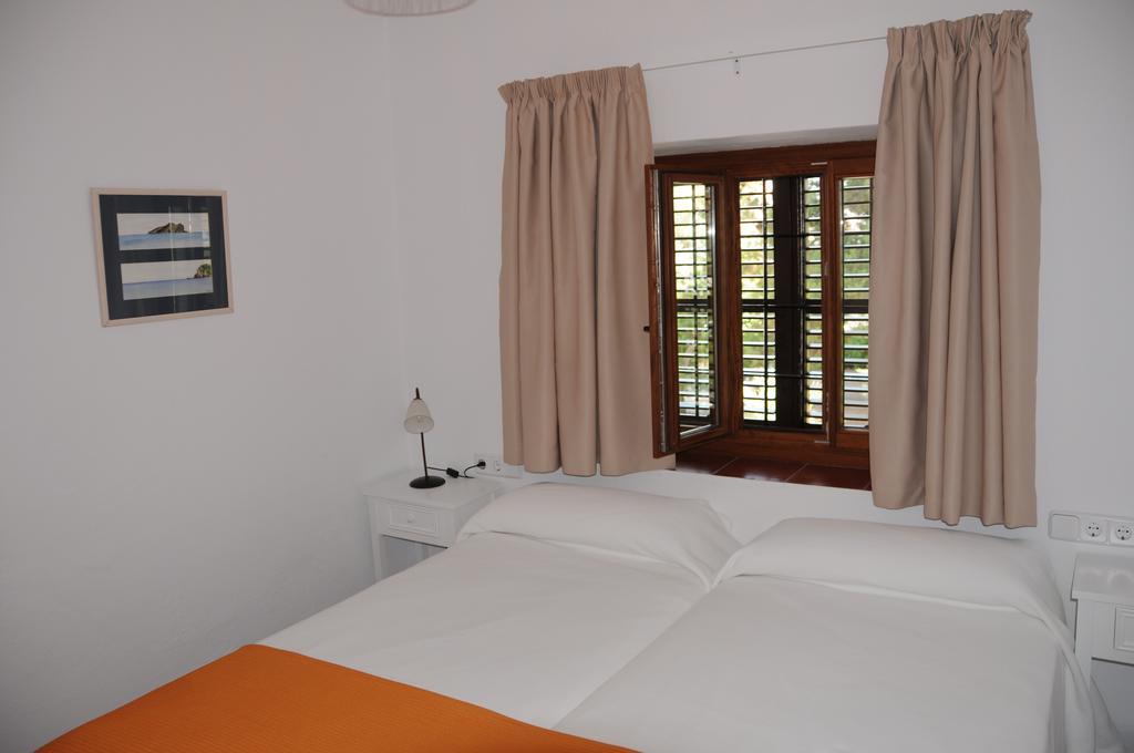 Chalet Torralba - Villa At Hotel Osiris سان أنطونيو المظهر الخارجي الصورة
