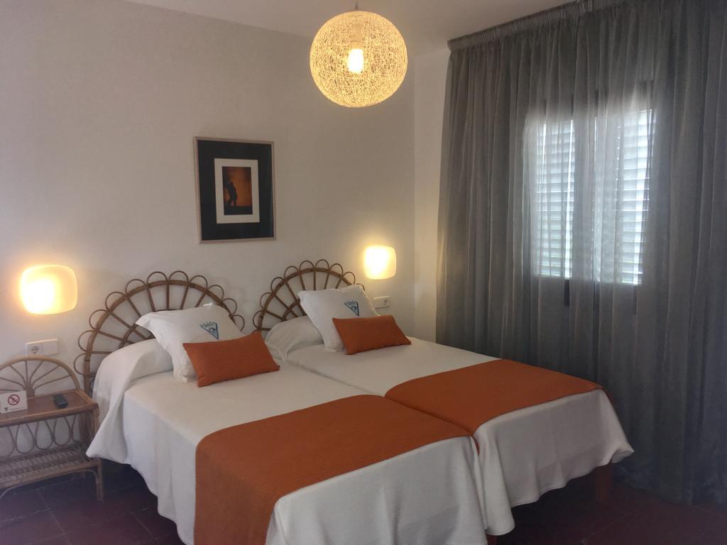 Chalet Torralba - Villa At Hotel Osiris سان أنطونيو المظهر الخارجي الصورة