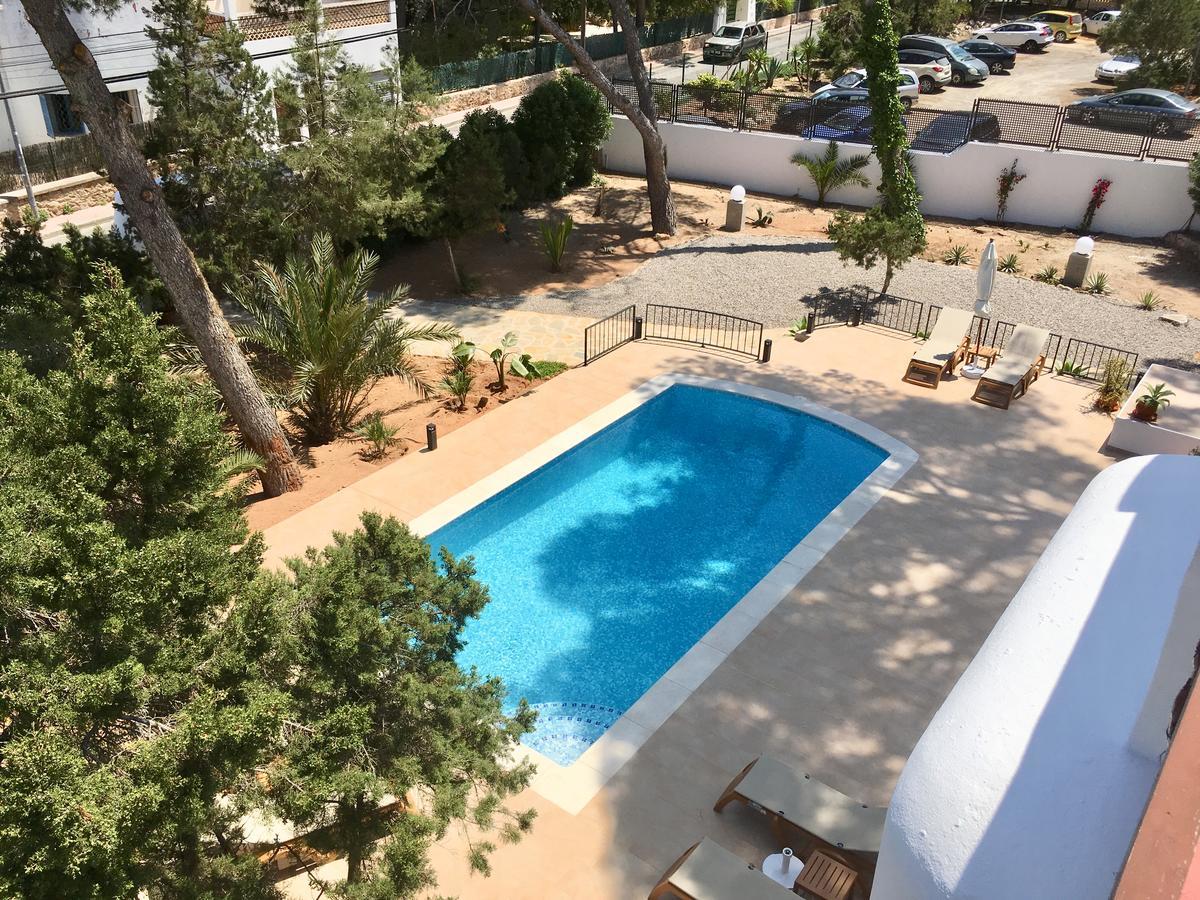 Chalet Torralba - Villa At Hotel Osiris سان أنطونيو المظهر الخارجي الصورة
